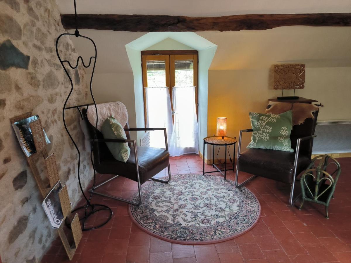 Chambres D'Hotes Montjouan Larochemillay Buitenkant foto