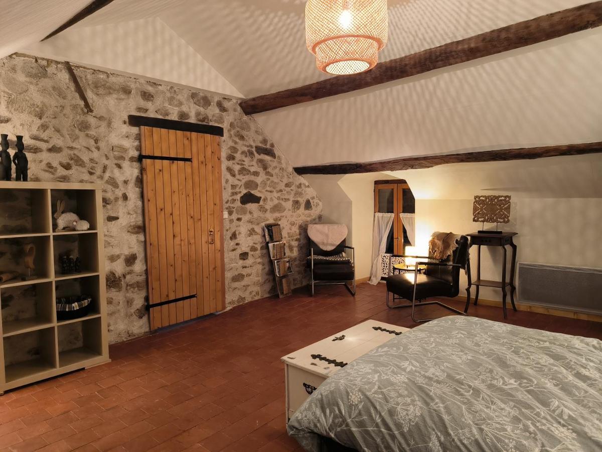 Chambres D'Hotes Montjouan Larochemillay Buitenkant foto