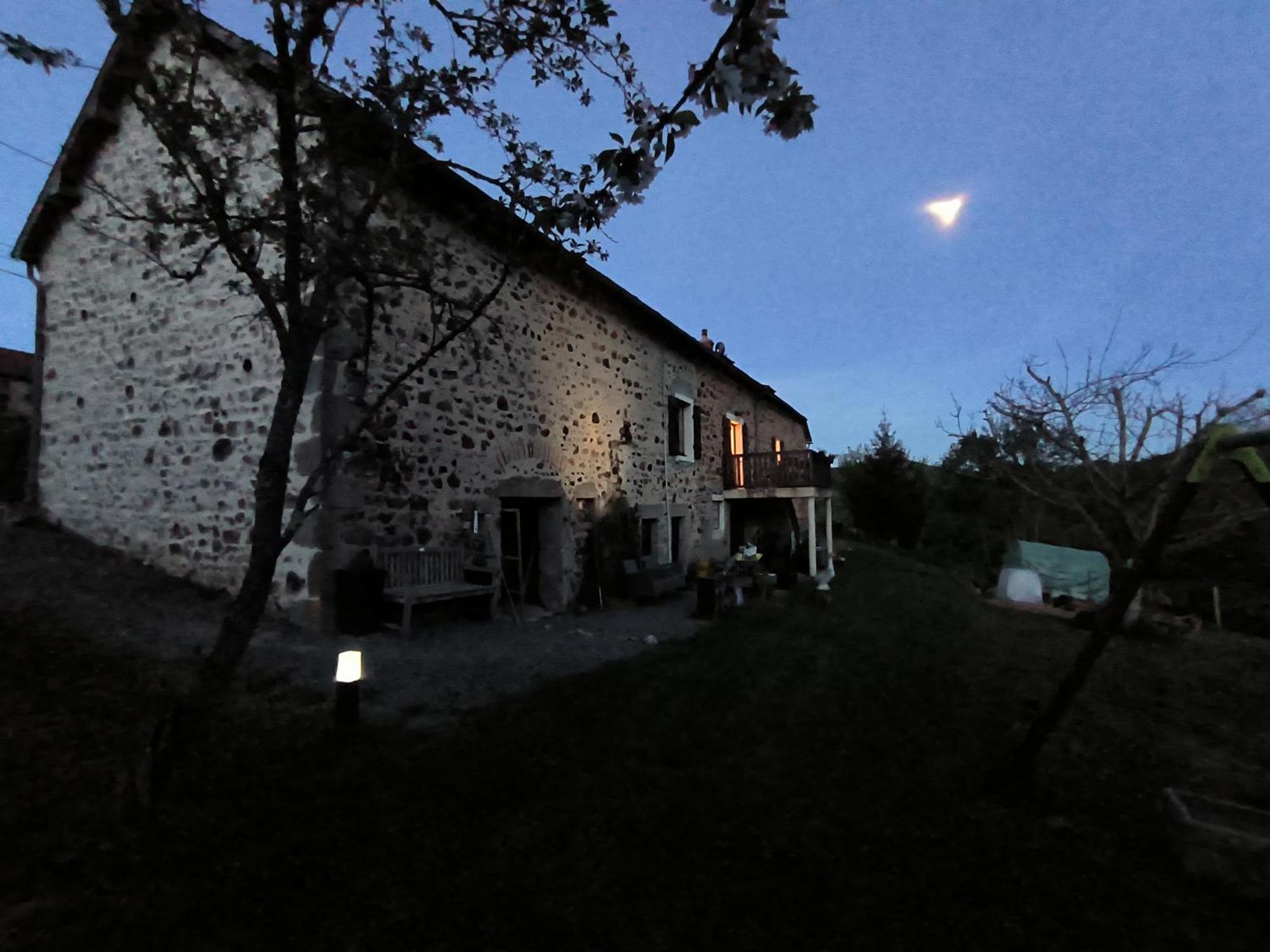 Chambres D'Hotes Montjouan Larochemillay Buitenkant foto